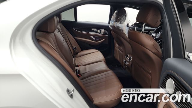 Mercedes-Benz E-Class E450 4MATIC Exclusive