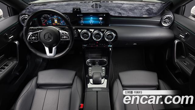 Mercedes-Benz A-Class A220 Hatchback