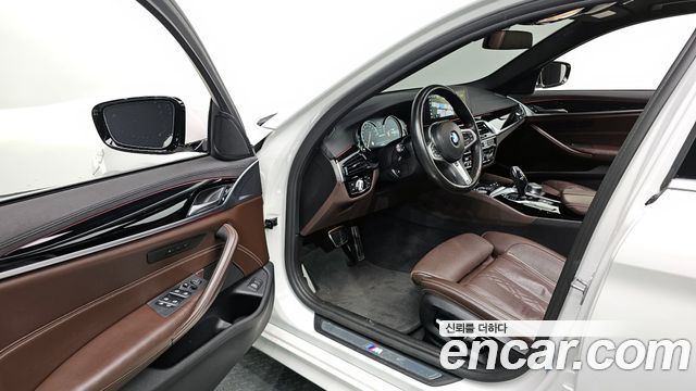 BMW 5-Series 520d M Sport Package Plus