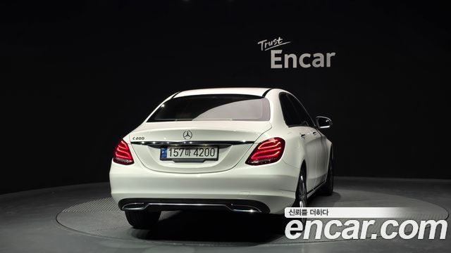 Mercedes-Benz C-Class C200 Avantgarde