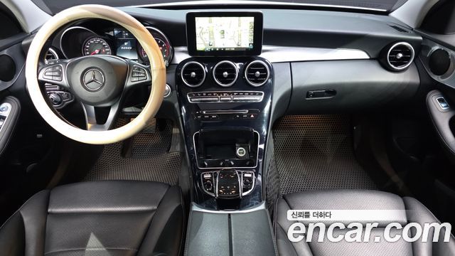 Mercedes-Benz C-Class C200 Avantgarde