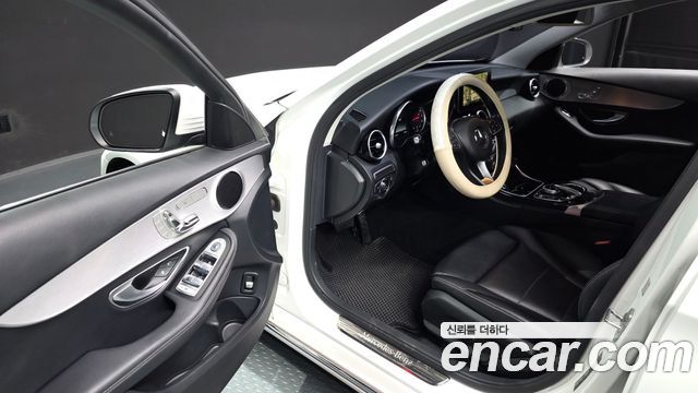 Mercedes-Benz C-Class C200 Avantgarde