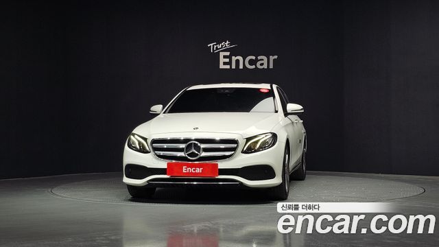 Mercedes-Benz E-Class E300 Avantgarde