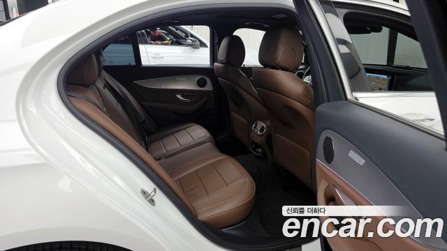 Mercedes-Benz E-Class E300 Avantgarde
