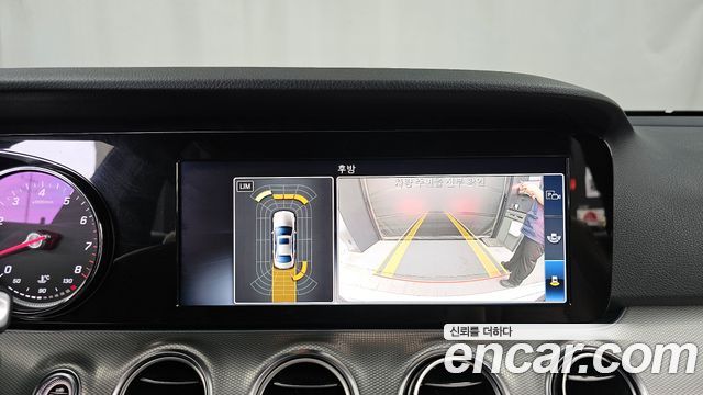Mercedes-Benz E-Class E300 Avantgarde