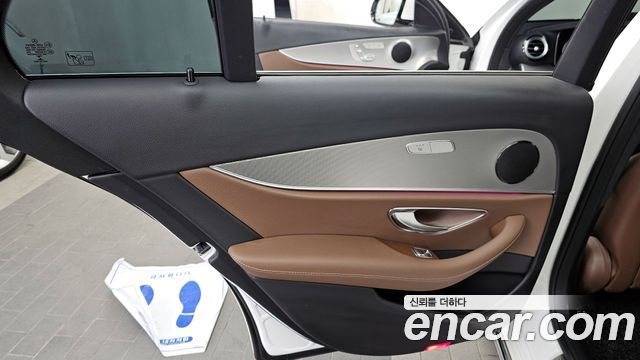 Mercedes-Benz E-Class E300 Avantgarde