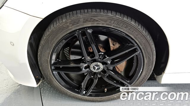 Mercedes-Benz E-Class E220d Coupe