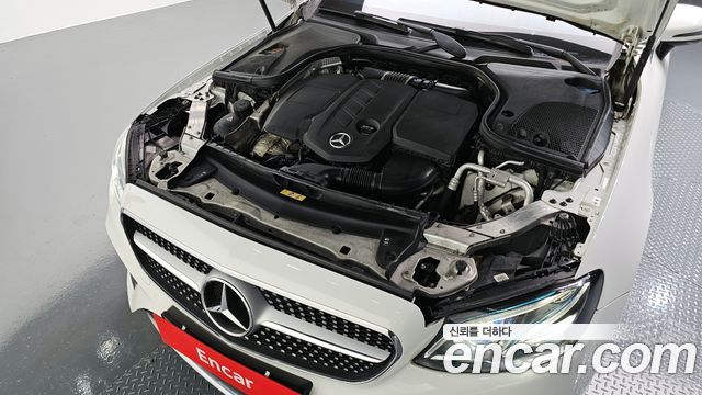 Mercedes-Benz E-Class E220d Coupe