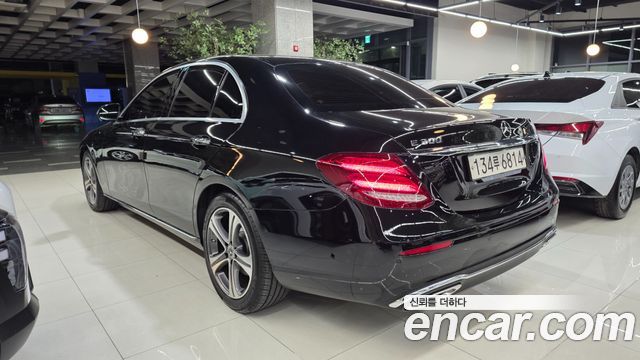 Mercedes-Benz E-Class E300 Avantgarde