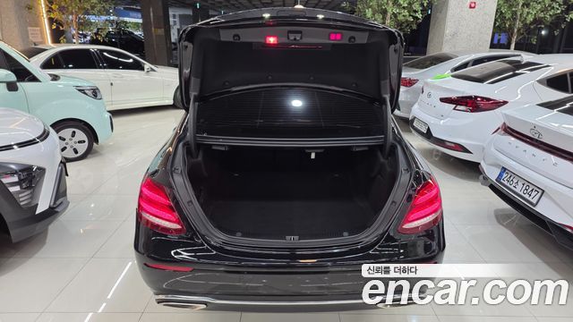 Mercedes-Benz E-Class E300 Avantgarde