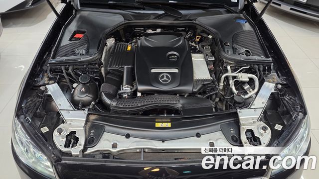 Mercedes-Benz E-Class E300 Avantgarde