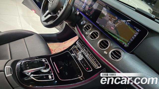 Mercedes-Benz E-Class E300 Avantgarde