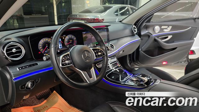 Mercedes-Benz E-Class E300 Avantgarde