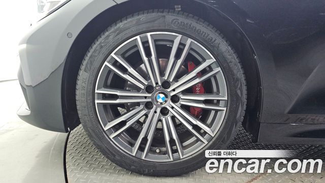BMW 3-Series 320i M Sport