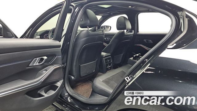 BMW 3-Series 320i M Sport