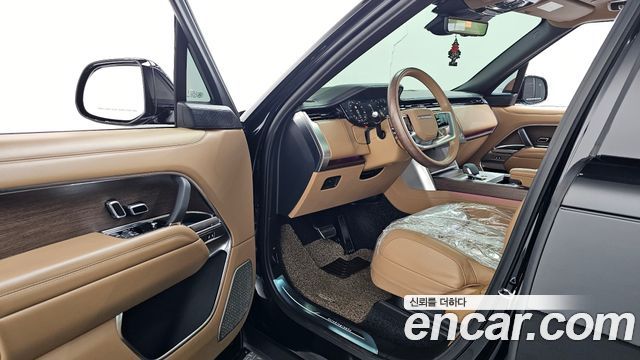 Land Rover Range Rover P530 Autobiography Long Wheel Base