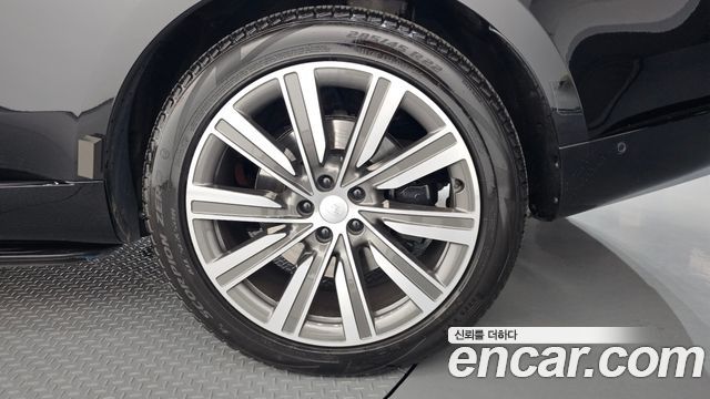 Land Rover Range Rover P530 Autobiography Long Wheel Base