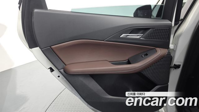 BMW 2-Series 220i Advantage