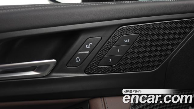 BMW 2-Series 220i Advantage