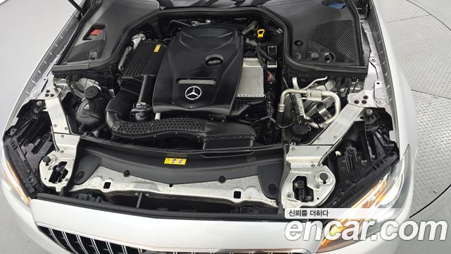Mercedes-Benz E-Class E200 Avantgarde