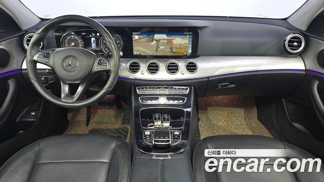 Mercedes-Benz E-Class E200 Avantgarde