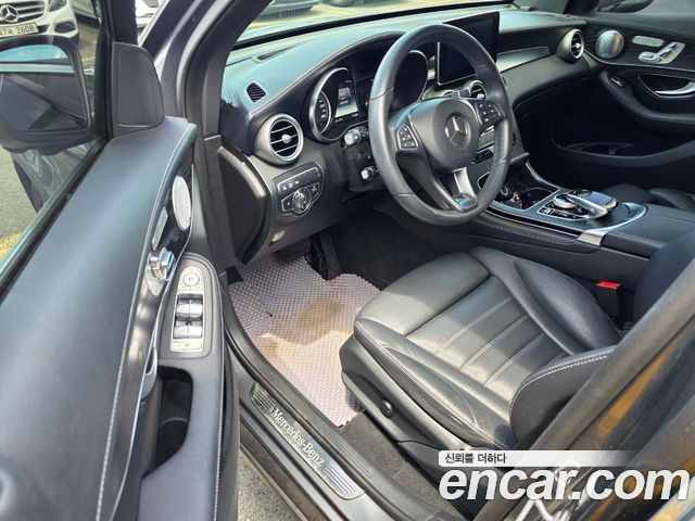 Mercedes-Benz GLC-Class GLC220 d 4MATIC Premium