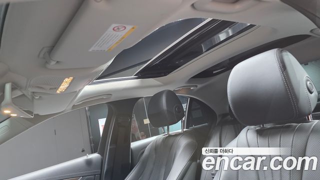 Mercedes-Benz E-Class E300 4MATIC Exclusive