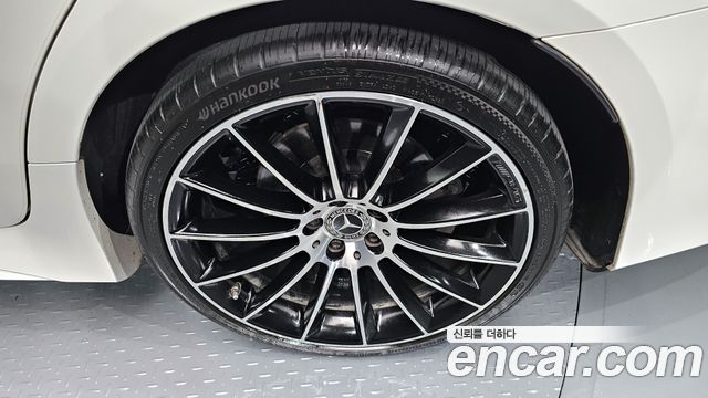 Mercedes-Benz CLS-Class CLS400d 4MATIC AMG Line