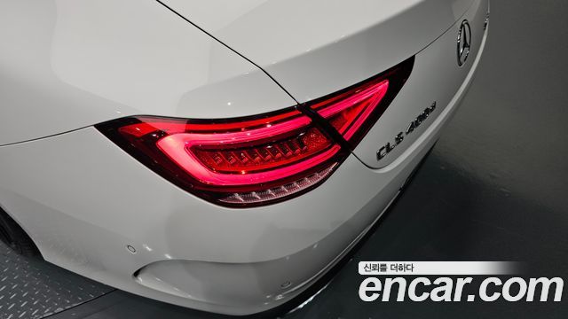 Mercedes-Benz CLS-Class CLS400d 4MATIC AMG Line
