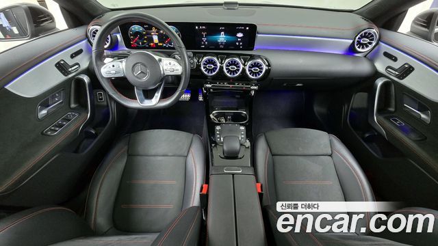 Mercedes-Benz CLA-Class CLA250 4MATIC