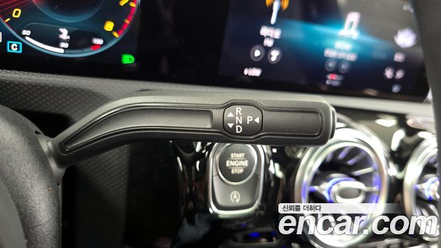 Mercedes-Benz CLA-Class CLA250 4MATIC