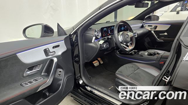 Mercedes-Benz CLA-Class CLA250 4MATIC