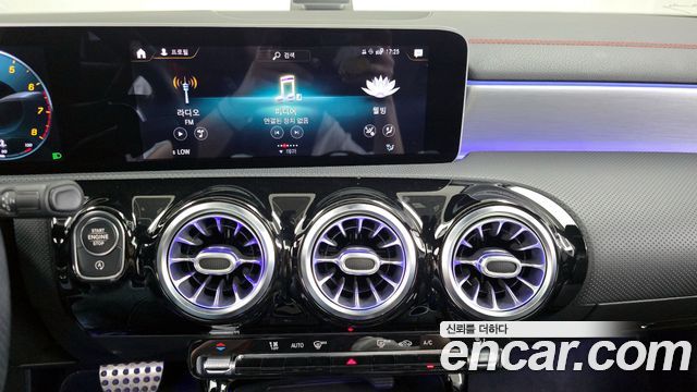 Mercedes-Benz CLA-Class CLA250 4MATIC