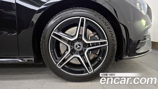 Mercedes-Benz CLA-Class CLA250 4MATIC
