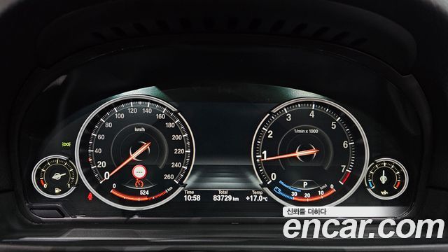 BMW 5-Series 528i xDrive M Aero Dynamic