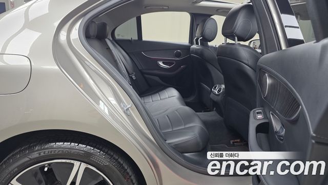 Mercedes-Benz C-Class C220 d 4MATIC Exclusive