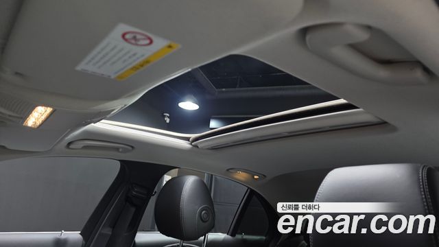 Mercedes-Benz E-Class E300 4MATIC Exclusive