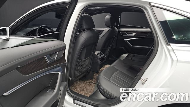 Audi A6 45 TFSI Premium