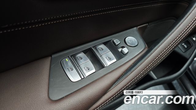 BMW 5-Series 530e Luxury