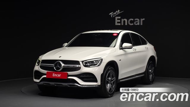Mercedes-Benz GLC-Class GLC300e 4MATIC Coupe