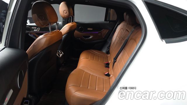 Mercedes-Benz GLC-Class GLC300e 4MATIC Coupe