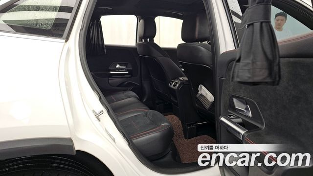 Mercedes-Benz GLA-Class GLA250 4MATIC