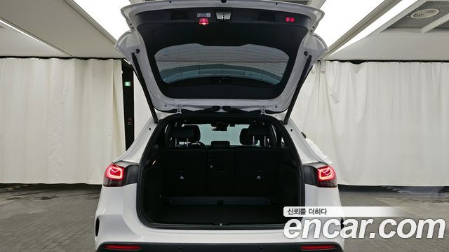 Mercedes-Benz GLA-Class GLA250 4MATIC