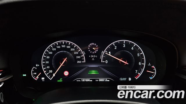 BMW 5-Series 520i Luxury
