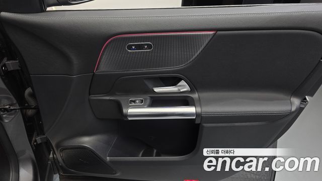 Mercedes-Benz EQA EQA250 AMG Package Plus