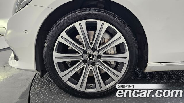 Mercedes-Benz E-Class E450 4MATIC Exclusive