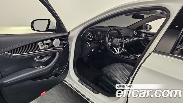 Mercedes-Benz E-Class E450 4MATIC Exclusive