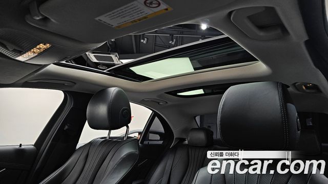 Mercedes-Benz E-Class E450 4MATIC Exclusive