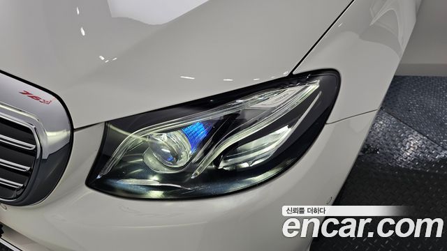 Mercedes-Benz E-Class E450 4MATIC Exclusive
