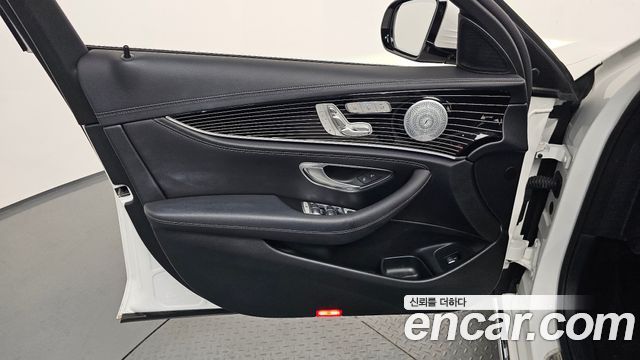 Mercedes-Benz E-Class E450 4MATIC Exclusive